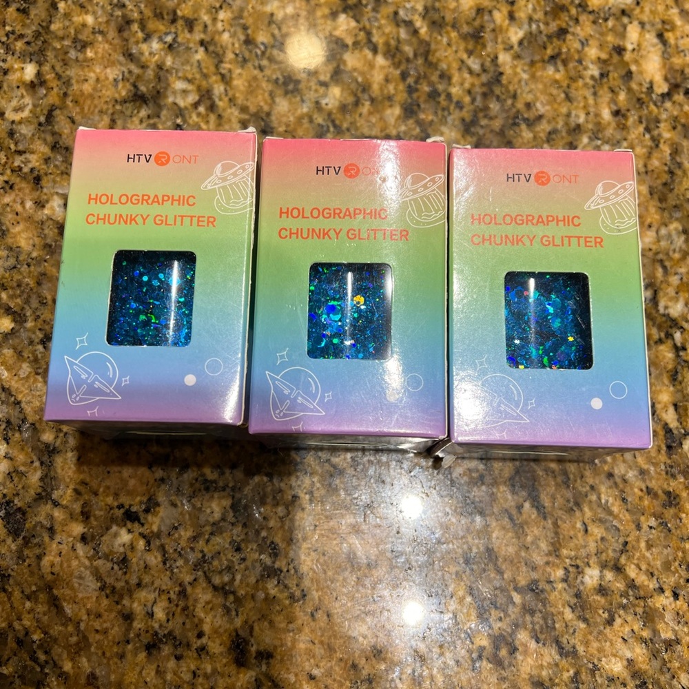 HALOGRAPIC CHUNKY GLITTER